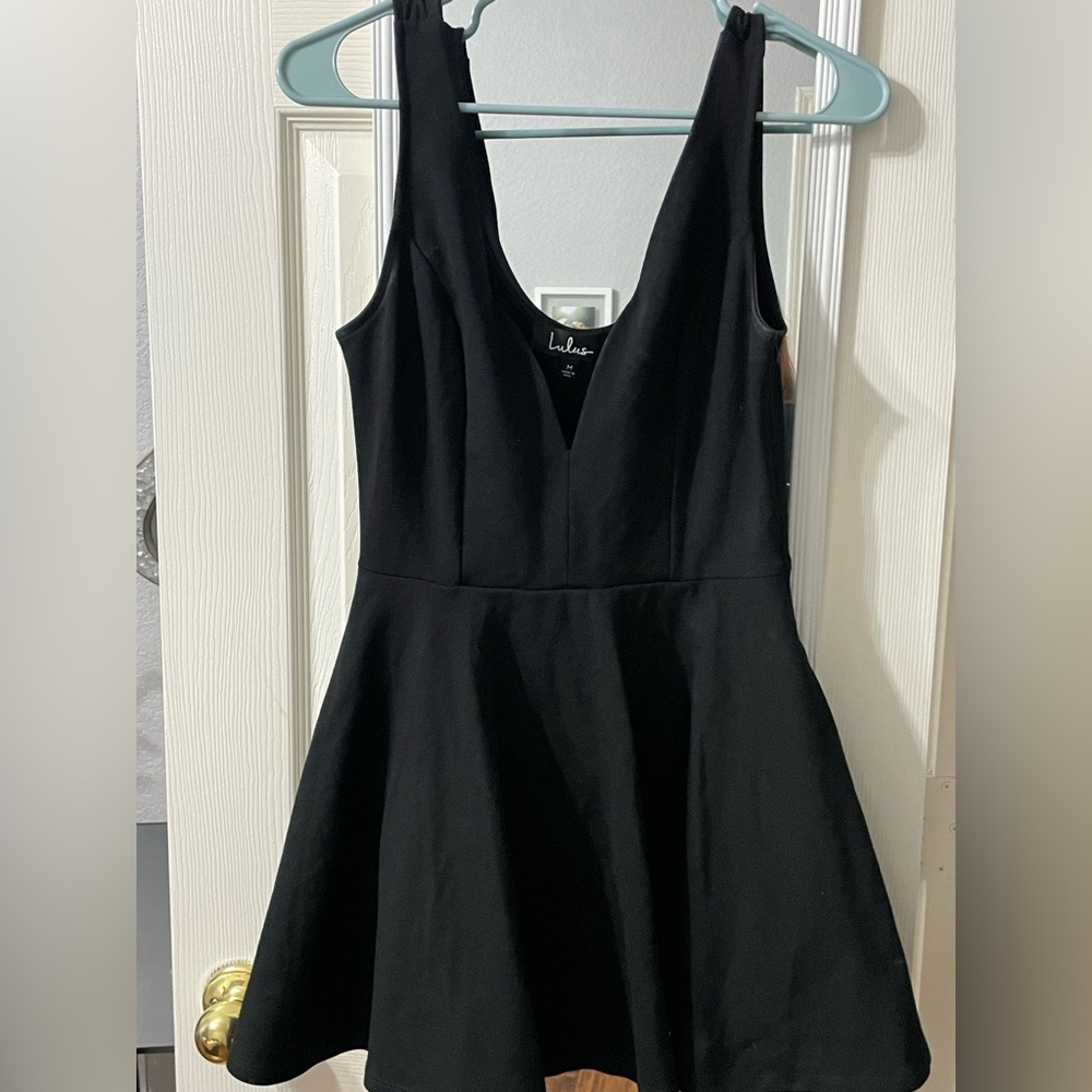 Lulus deep V romper skort dress